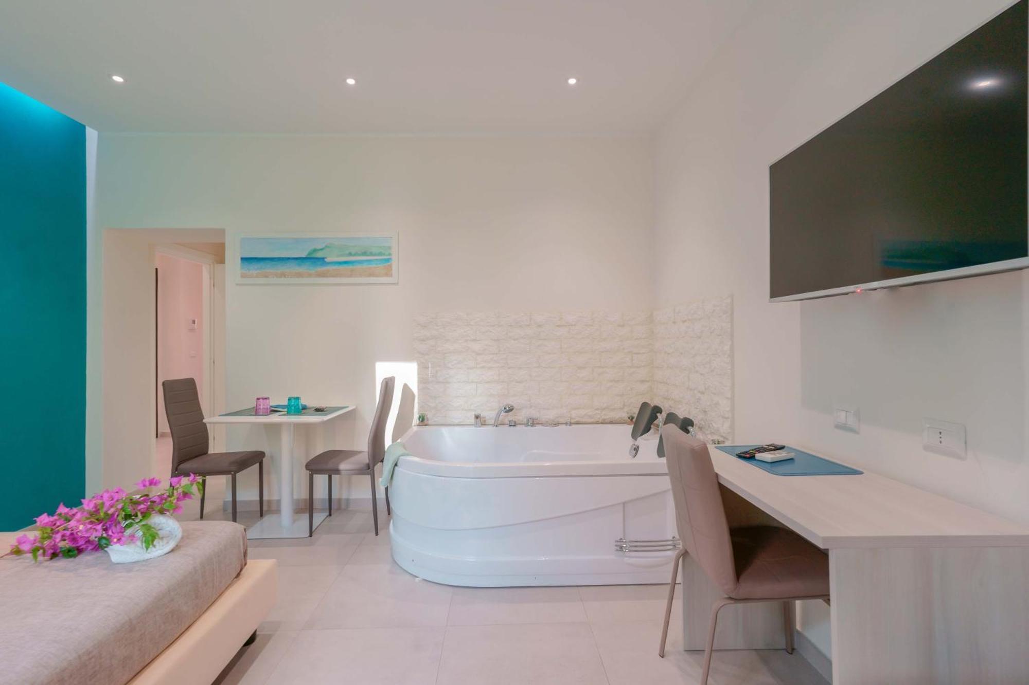 Insula B&B Каляри Стая снимка
